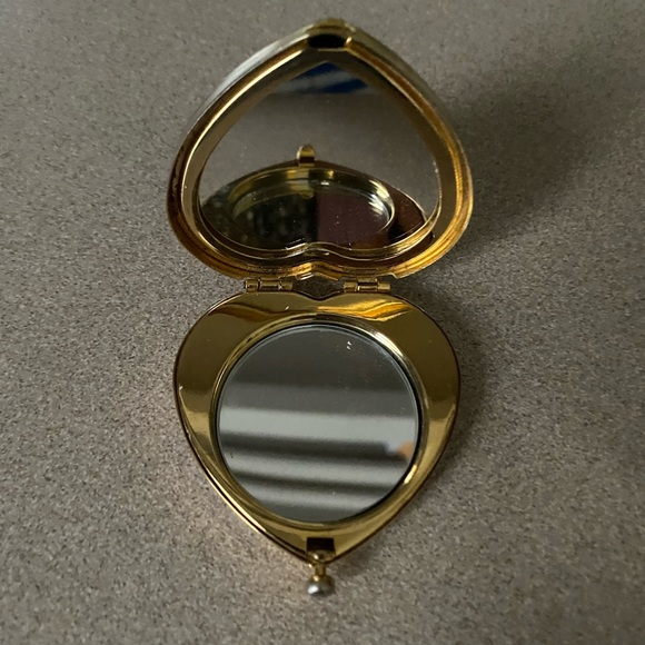 Small mirror - Picture 3 of 4